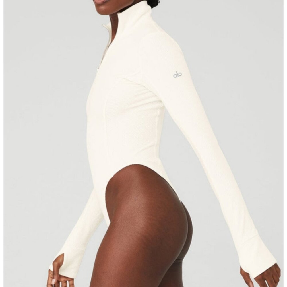 Alo Rise Up Long Sleeve Bodysuit Ivory V-Neck Zip Henley Cream Fitted Stretchy S - Picture 5 of 13